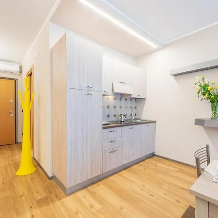 Apartment 176, Town